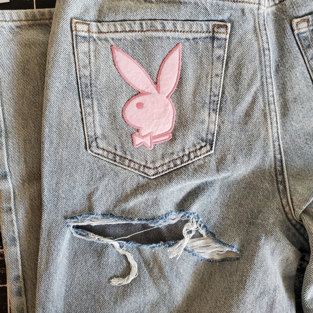 NWT Playboy Butt Rip Jeans - Picture 8 of 8